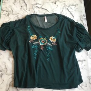 DONATING TOMORROW Green top